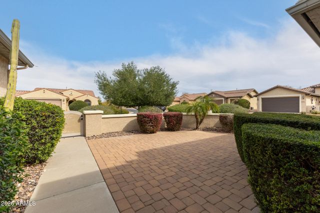 6749 W NOBLE PRAIRIE Way, Florence, AZ 85132