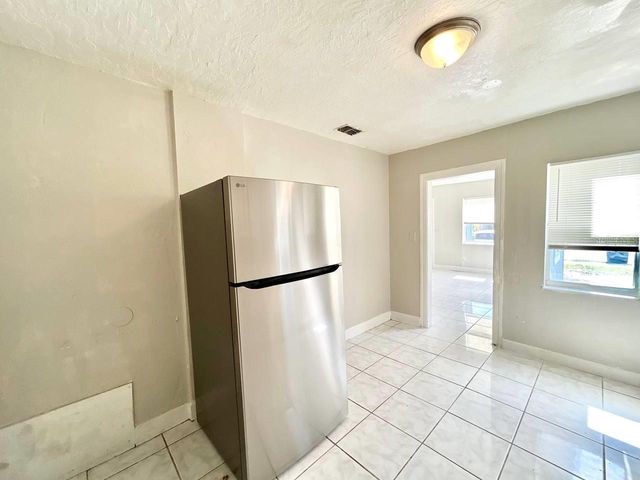 1311 PRESCOTT STREET S, St Petersburg, FL 33712