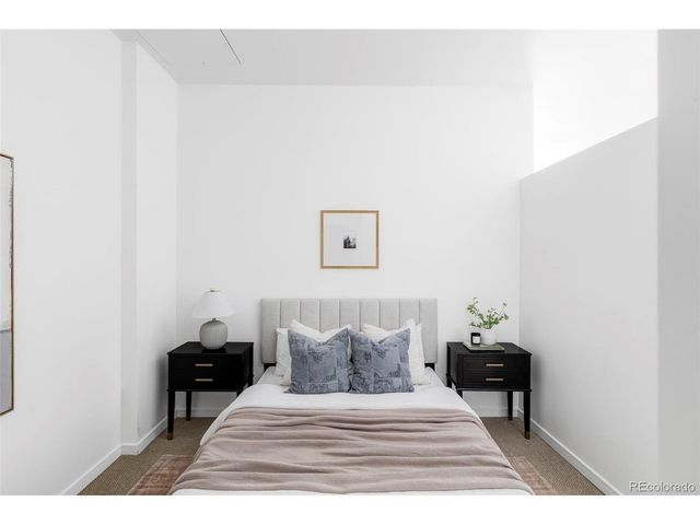 2958 Syracuse St 406, Denver, CO 80238