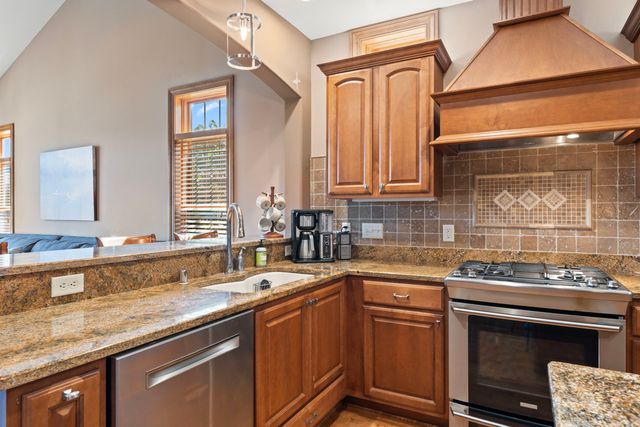 6507 Willow Court, Waterford, WI 53185