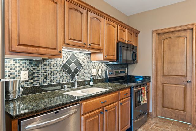 6507 Willow Court, Waterford, WI 53185