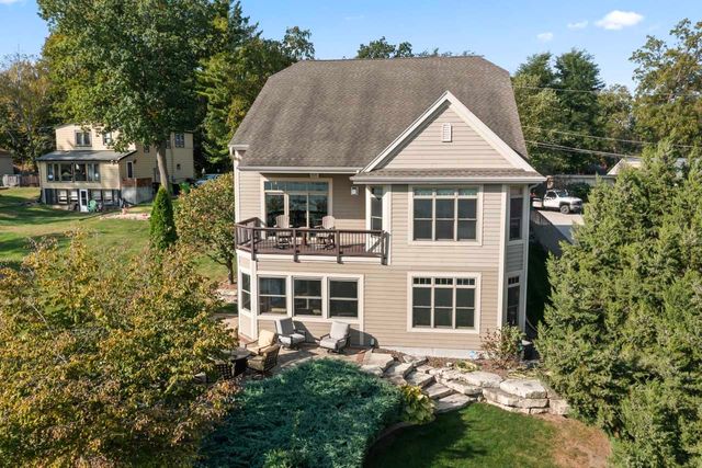 6507 Willow Court, Waterford, WI 53185