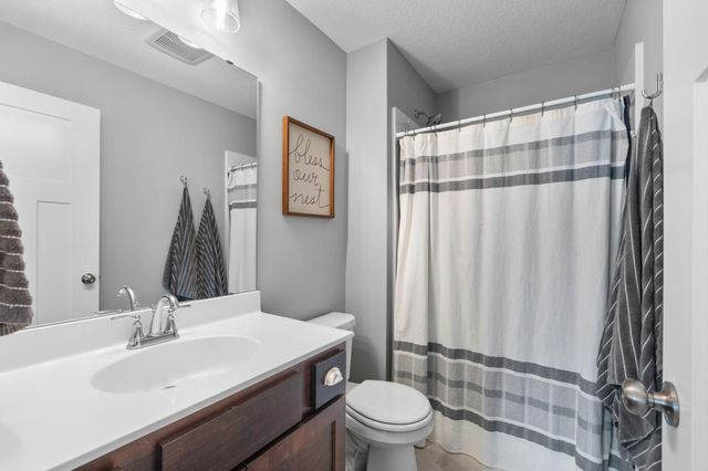 1851 102nd Avenue NW, Coon Rapids, MN 55433