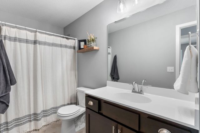 1851 102nd Avenue NW, Coon Rapids, MN 55433