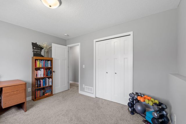 1851 102nd Avenue NW, Coon Rapids, MN 55433