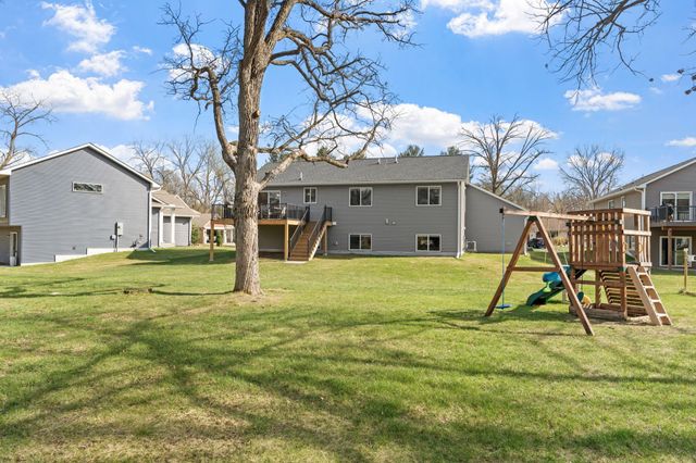 1851 102nd Avenue NW, Coon Rapids, MN 55433