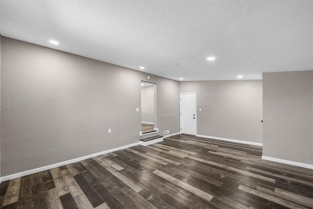 1705 NW 44th St, Lawton, OK 73505