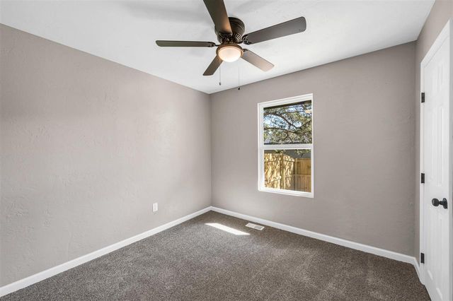 1705 NW 44th St, Lawton, OK 73505