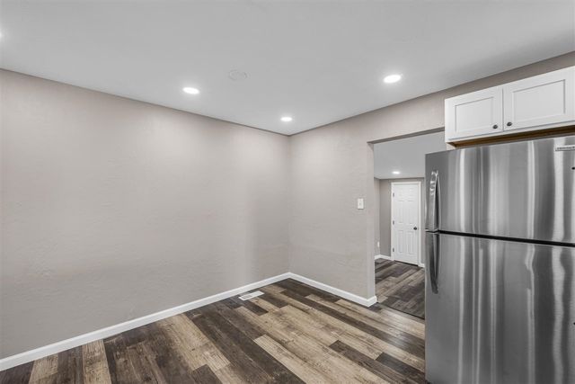 1705 NW 44th St, Lawton, OK 73505