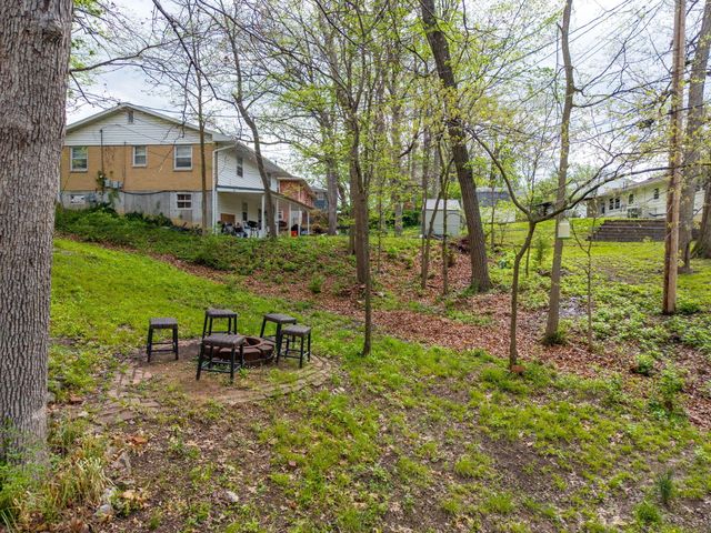 1639 HIGHRIDGE CIR, Columbia, MO 65203