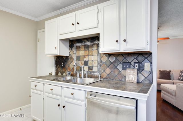 311 Rue Louis Xiv C, Lafayette, LA 70508