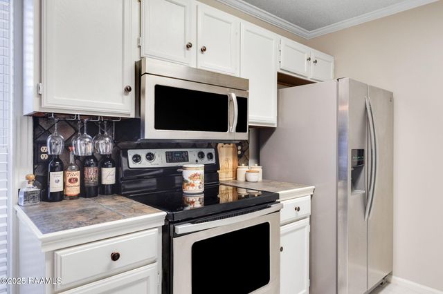 311 Rue Louis Xiv C, Lafayette, LA 70508