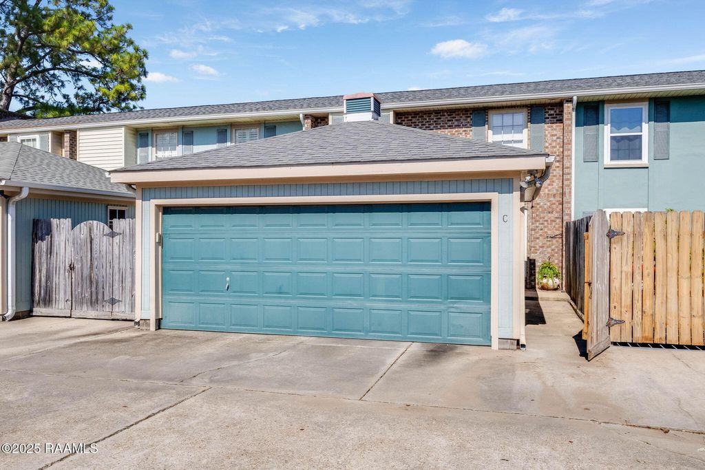 311 Rue Louis Xiv C, Lafayette, LA 70508
