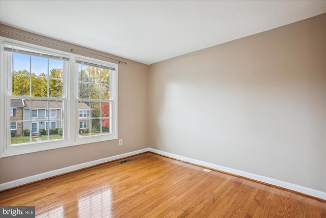 5519 WHITFIELD CT, Fairfax, VA 22032