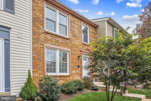 5519 WHITFIELD CT, Fairfax, VA 22032