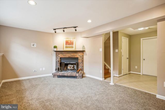5519 WHITFIELD CT, Fairfax, VA 22032