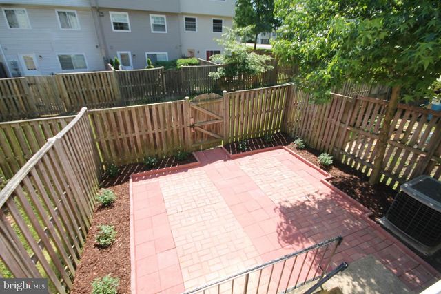 5519 WHITFIELD CT, Fairfax, VA 22032