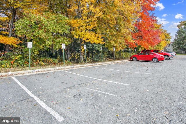 5519 WHITFIELD CT, Fairfax, VA 22032