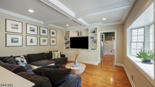 532 Kimball Turn, Westfield Town, NJ 07090