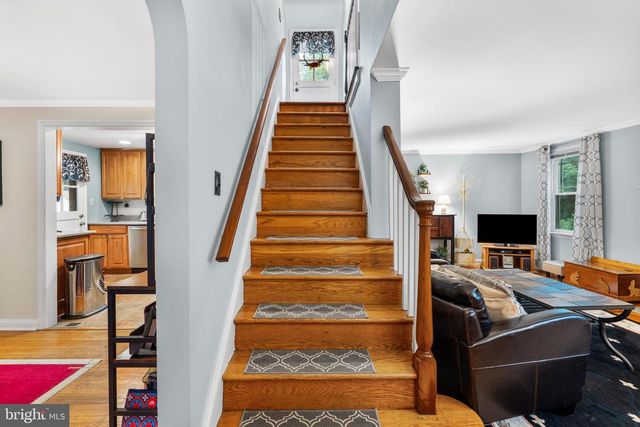 2589 RADCLIFFE RD, Broomall, PA 19008