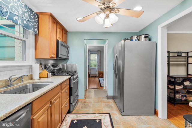 2589 RADCLIFFE RD, Broomall, PA 19008