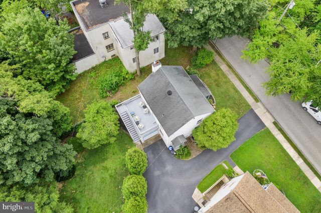 2589 RADCLIFFE RD, Broomall, PA 19008