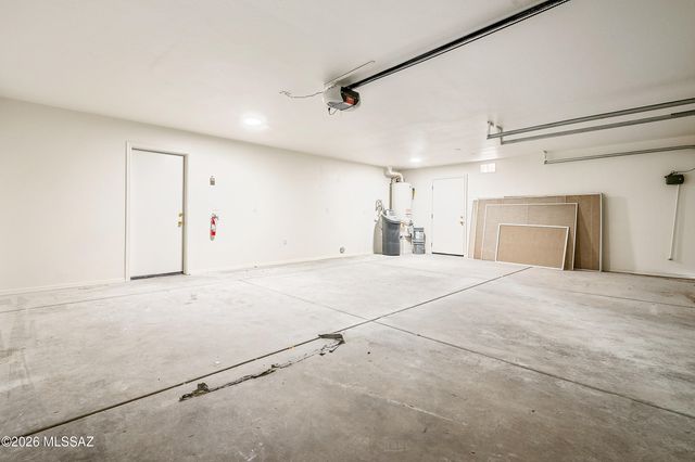 1054 W Squawbush Court, Tucson, AZ 85737