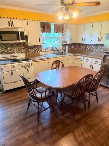 322 CEDAR GROVE LANE, Franklin Twp., NJ 08873