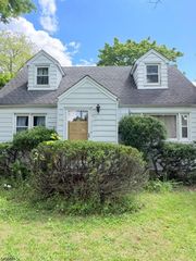322 CEDAR GROVE LANE, Franklin Twp., NJ 08873