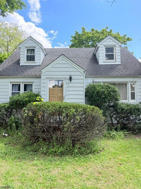 322 CEDAR GROVE LANE, Franklin Twp., NJ 08873