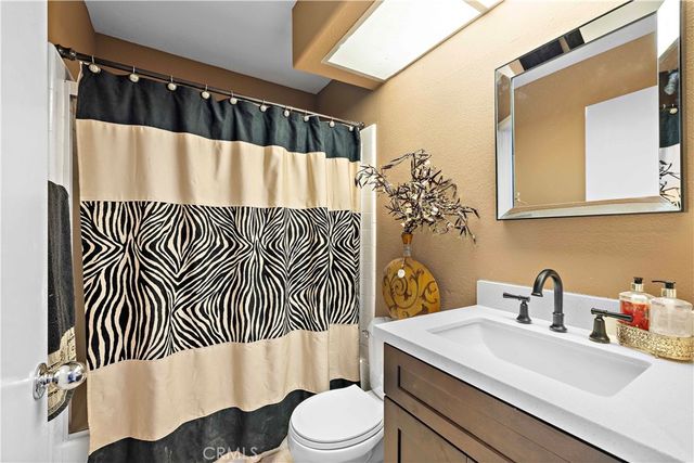 21914 Montagu, Mission Viejo, CA 92692