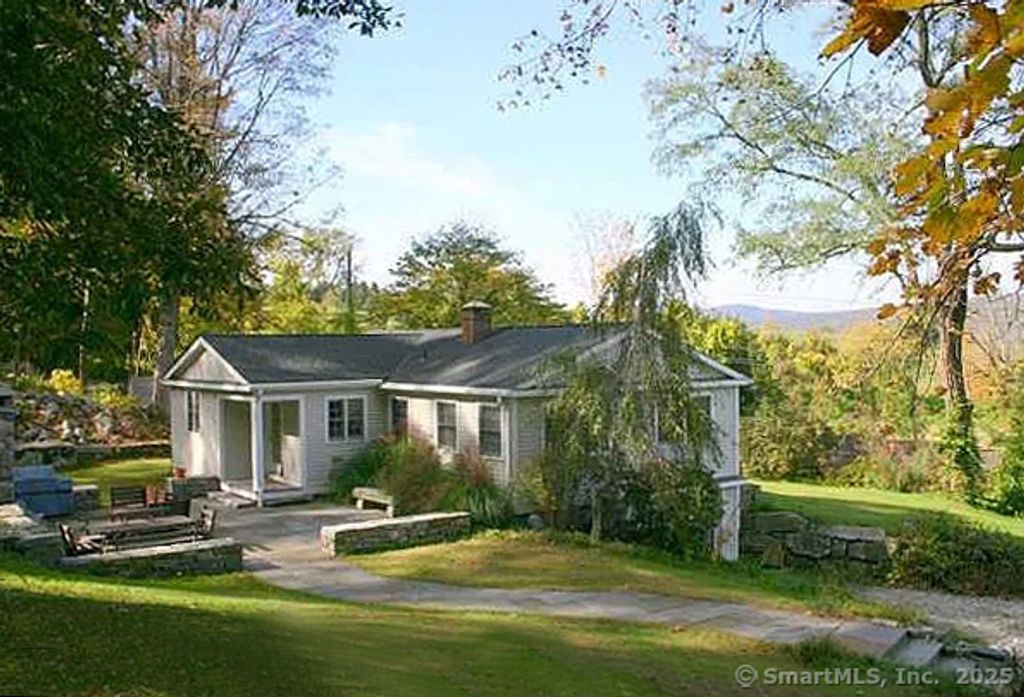 96 Knibloe Hill Road, Sharon, CT 06069