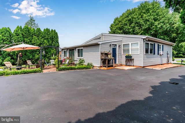 147 SALEM CHURCH RD, Mechanicsburg, PA 17050