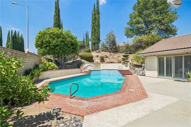 20463 Bermuda Street, Chatsworth, CA 91311
