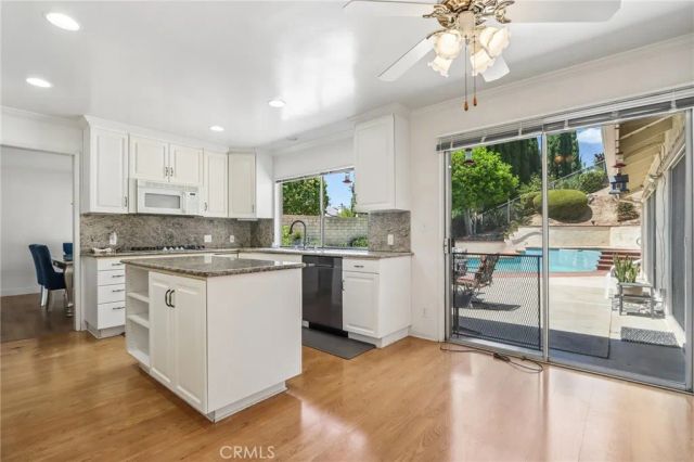 20463 Bermuda Street, Chatsworth, CA 91311