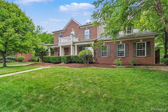 49756 Great Falls Road, Canton, MI 48188