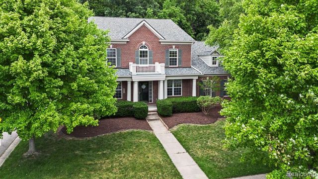 49756 Great Falls Road, Canton, MI 48188