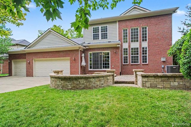 49756 Great Falls Road, Canton, MI 48188