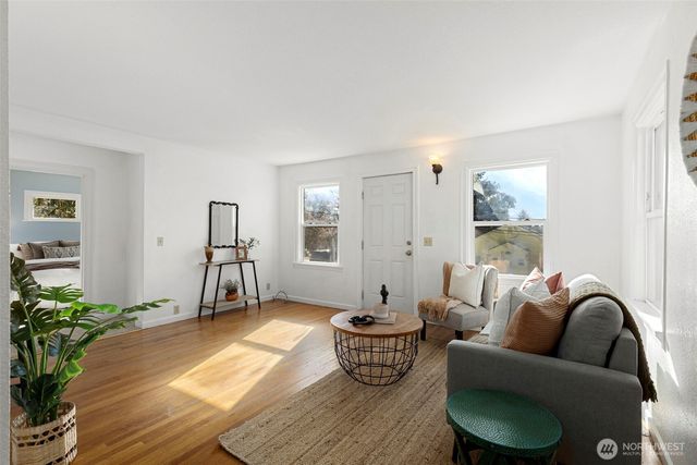 3012 17th Street, Bremerton, WA 98312