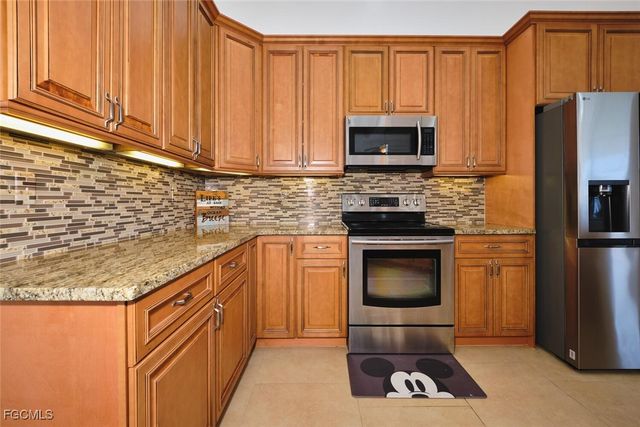 1906 SW 30th TER, Cape Coral, FL 33914