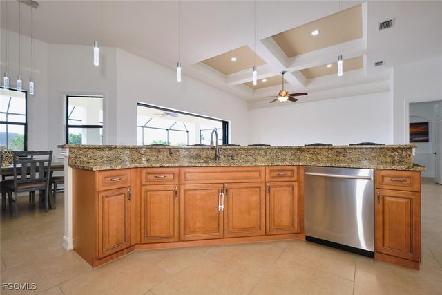 1906 SW 30th TER, Cape Coral, FL 33914