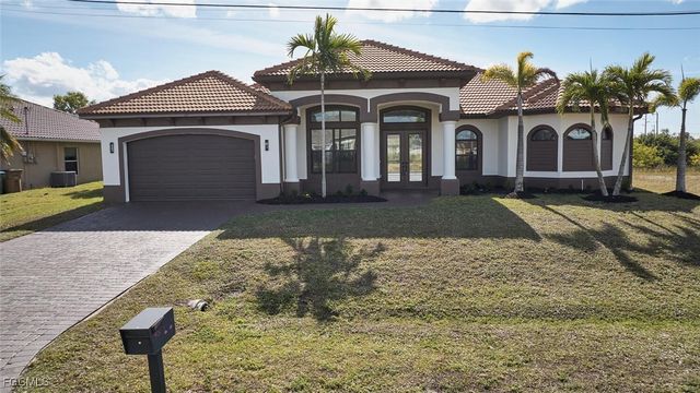 1906 SW 30th TER, Cape Coral, FL 33914