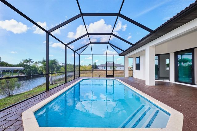 1906 SW 30th TER, Cape Coral, FL 33914