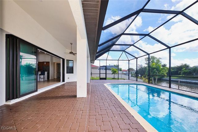 1906 SW 30th TER, Cape Coral, FL 33914