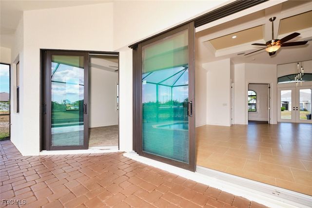 1906 SW 30th TER, Cape Coral, FL 33914