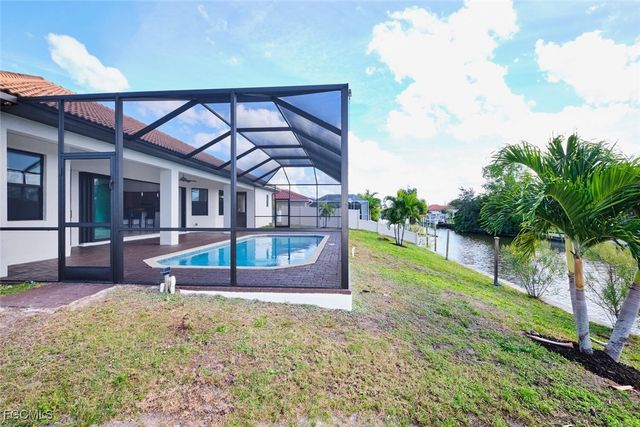 1906 SW 30th TER, Cape Coral, FL 33914