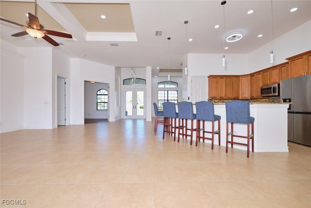 1906 SW 30th TER, Cape Coral, FL 33914