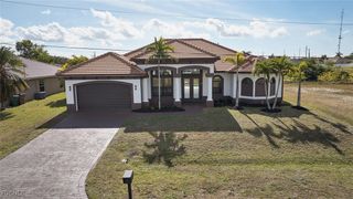 1906 SW 30th TER, Cape Coral, FL 33914