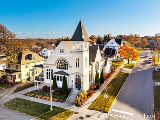 600 Washington Avenue, Grand Haven, MI 49417