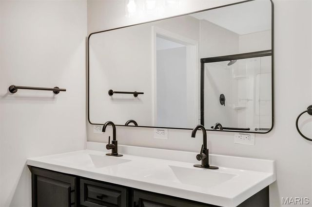 74 Jane Drive, St Peters, MO 63376